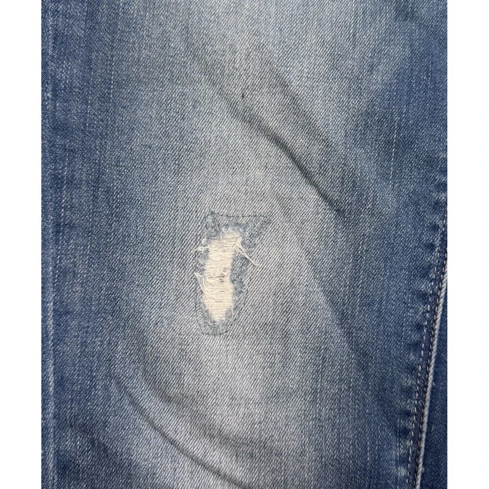WHBM Jeans Womens 4 Girlfriend Rip Repair Distress Low Waist Measures 31 x 28